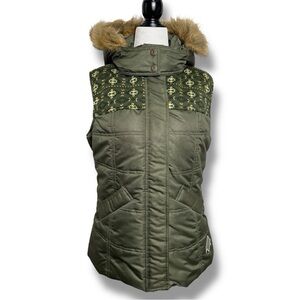 Beaver Canoe Olive Green Quilted Vest with Faux Fur Hood Fairisle Trim